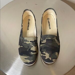 Airwalk Women’s Camo Slip-On Sneakers - Olive/Black